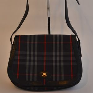AUTHENTIC VINTAGE Burberry Blue Shoulder Bag